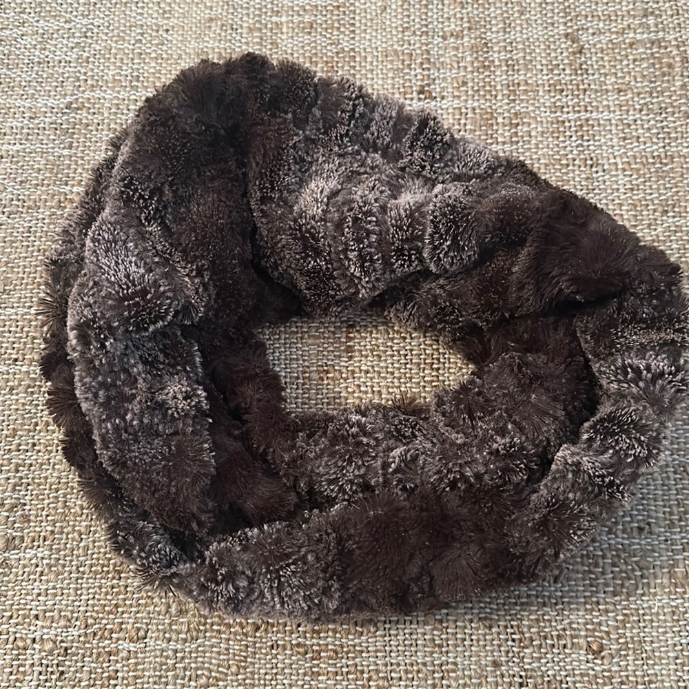 **LAST CALL** Evelyn K Faux Fur Infinity Scarf